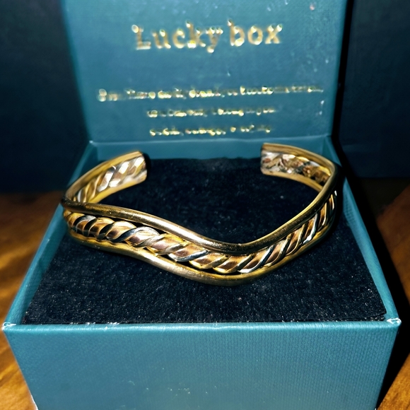 Elegant Copper Silver and Brass Twisted Cuff Bracelet with Rope Design - Picture 1 of 4